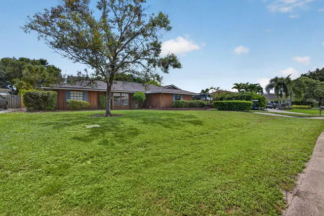 Residence photo 10