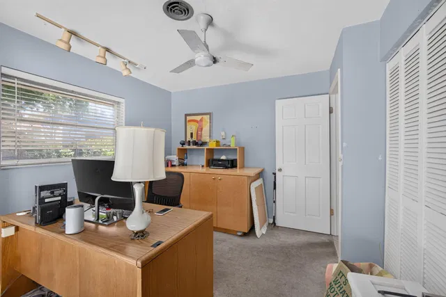 Residence photo 41