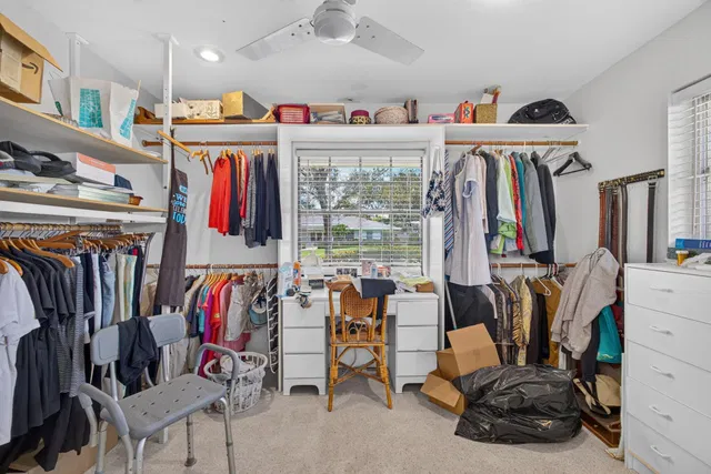 Residence photo 48