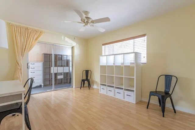 Unit 111 photo 18