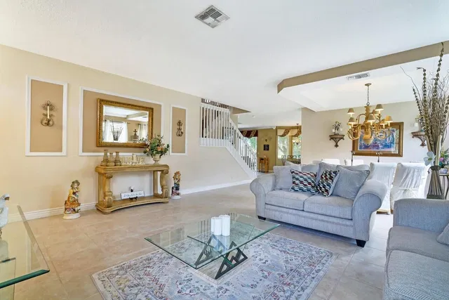 Residence photo 21