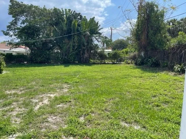 West Palm Beach Residence photo 15