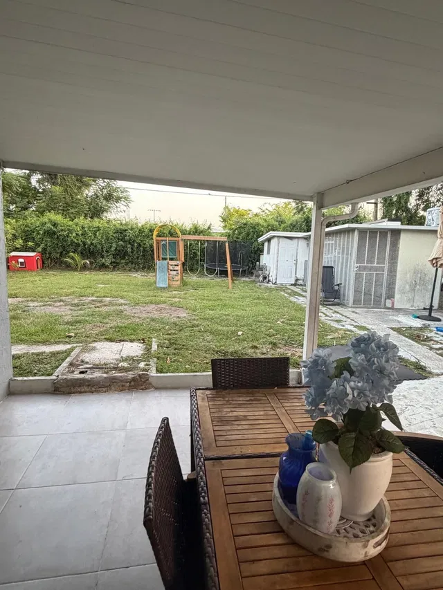 West Palm Beach Residence photo 41