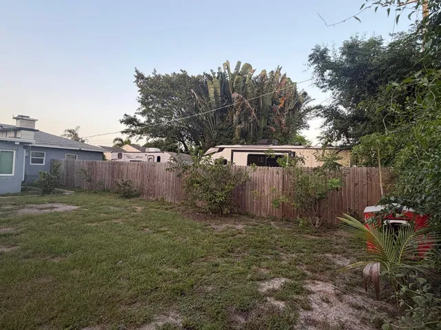 West Palm Beach Residence photo 44
