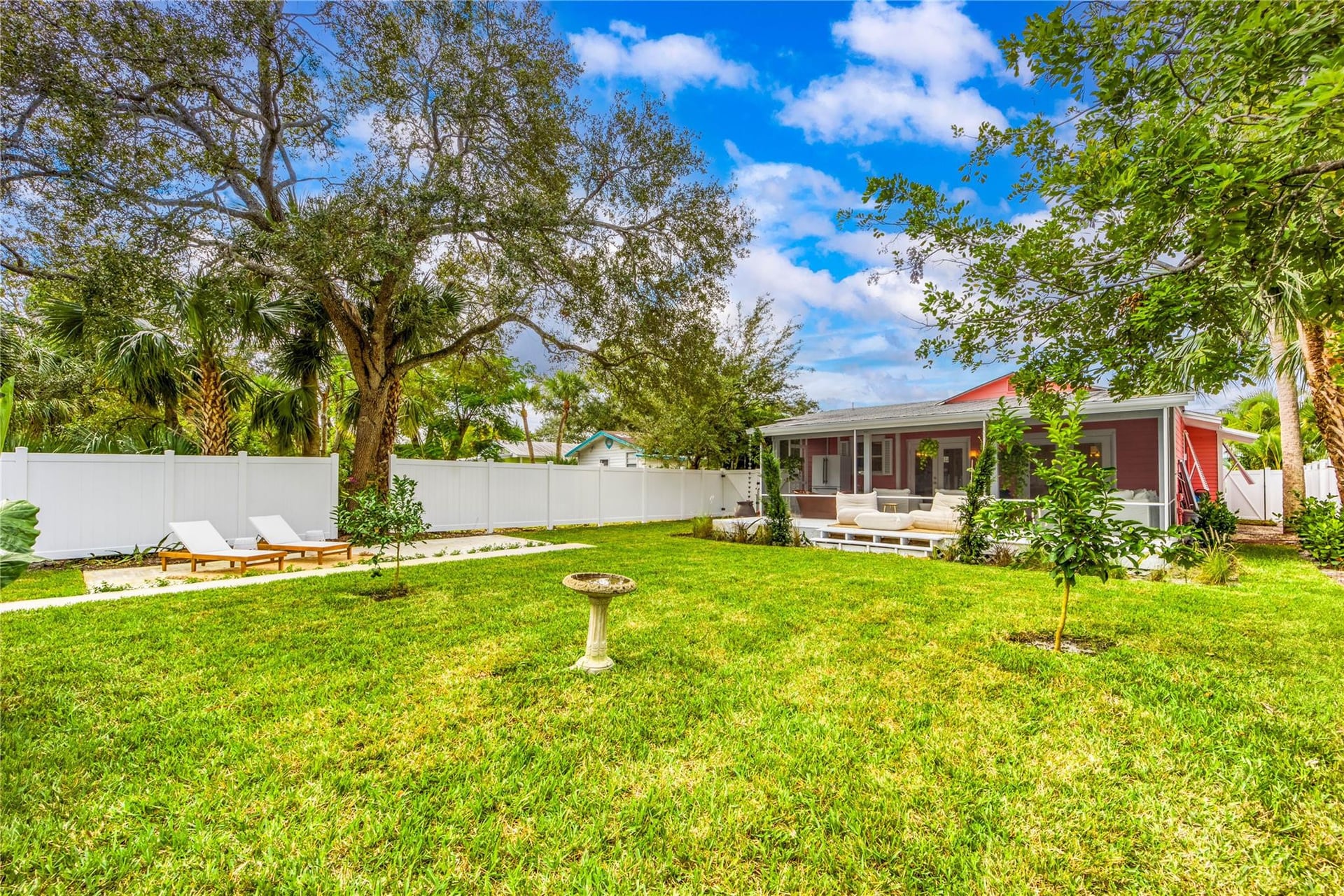 Residence photo 48