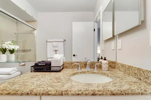 PGA National Palm Beach Gardens Residence photo 23