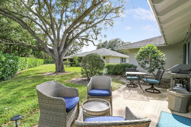 PGA National Palm Beach Gardens Residence photo 28