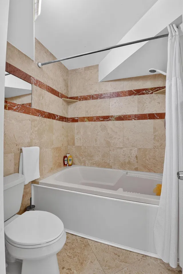 Unit 108 photo 23
