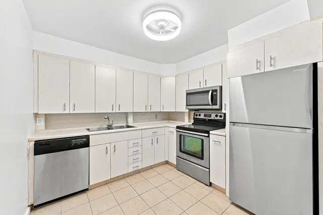 Residence photo 7