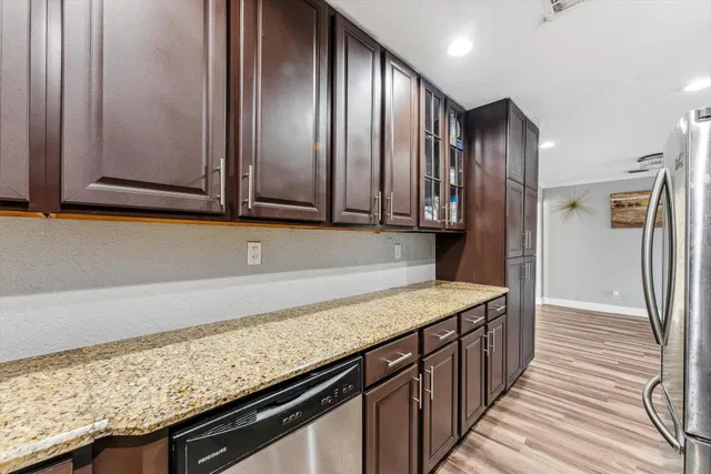 Residence photo 15