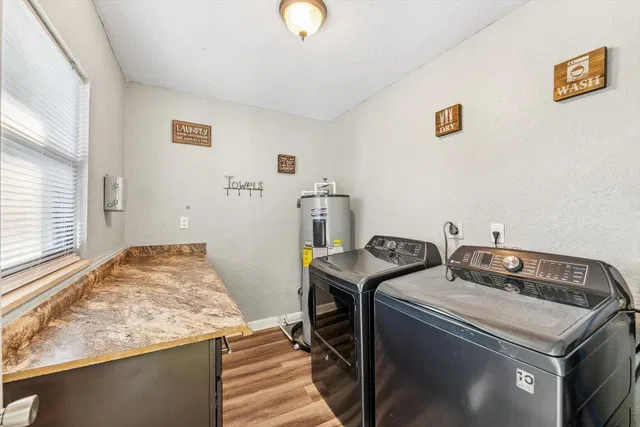 Residence photo 25