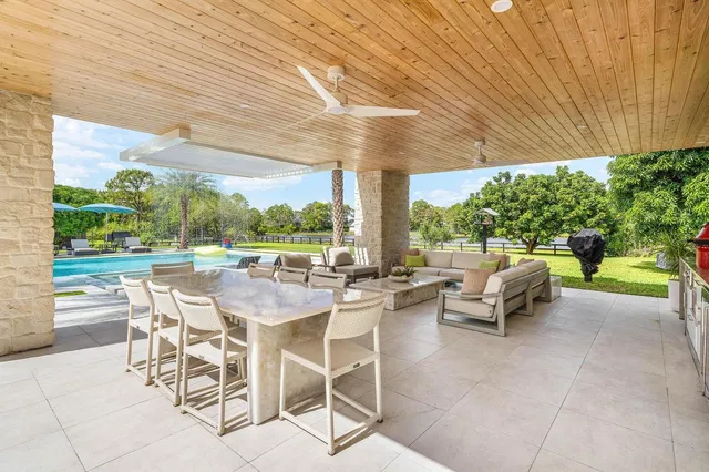 Homeland Residence photo 43