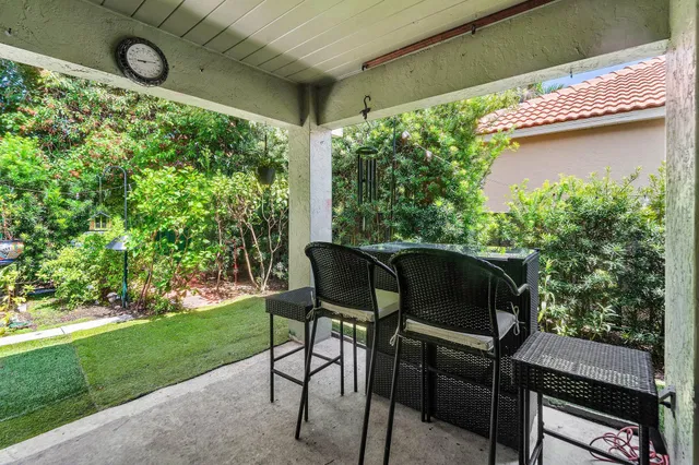 Residence photo 24