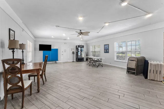 Unit 304 photo 30