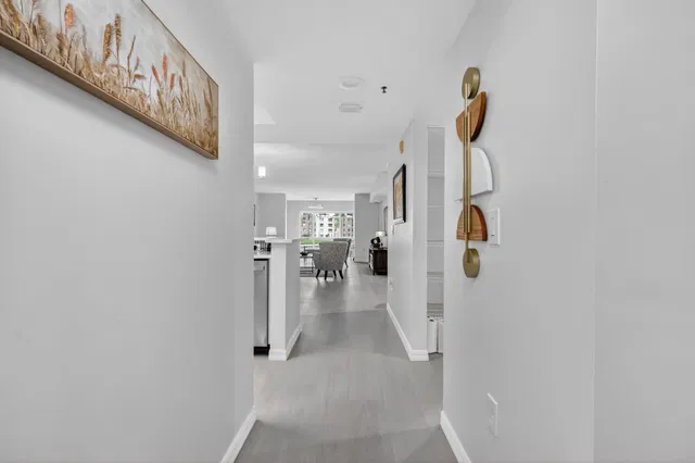 Unit 204 photo 2