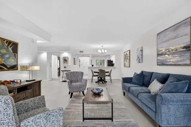 Unit 204 photo 12
