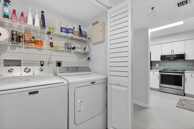 Unit 204 photo 26