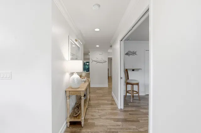  Residence photo 9