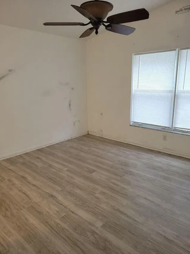 Residence photo 9