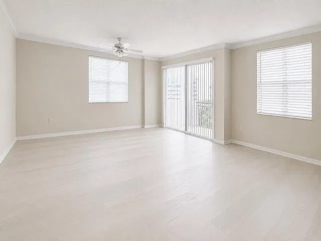 The Montecito Unit 513 photo 15
