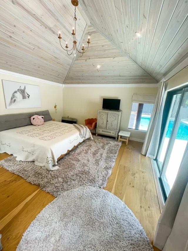 Residence photo 3