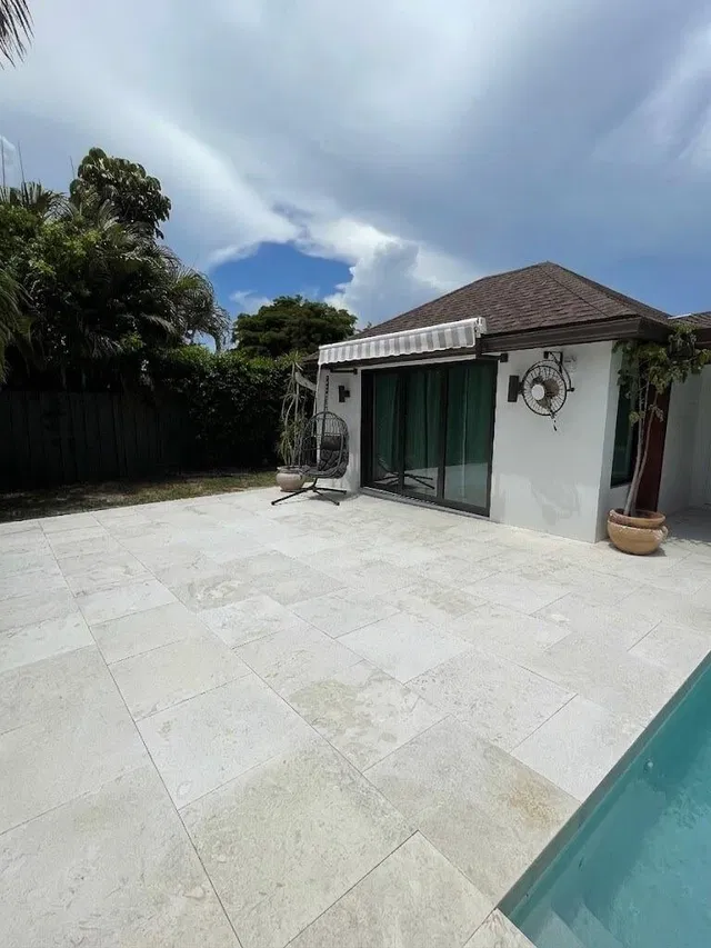 Residence photo 6