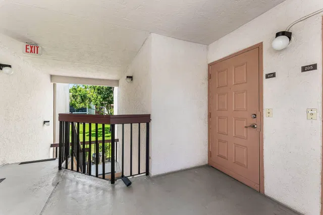 Unit 206 photo 2