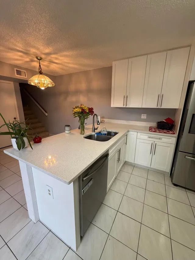 Residence photo 9