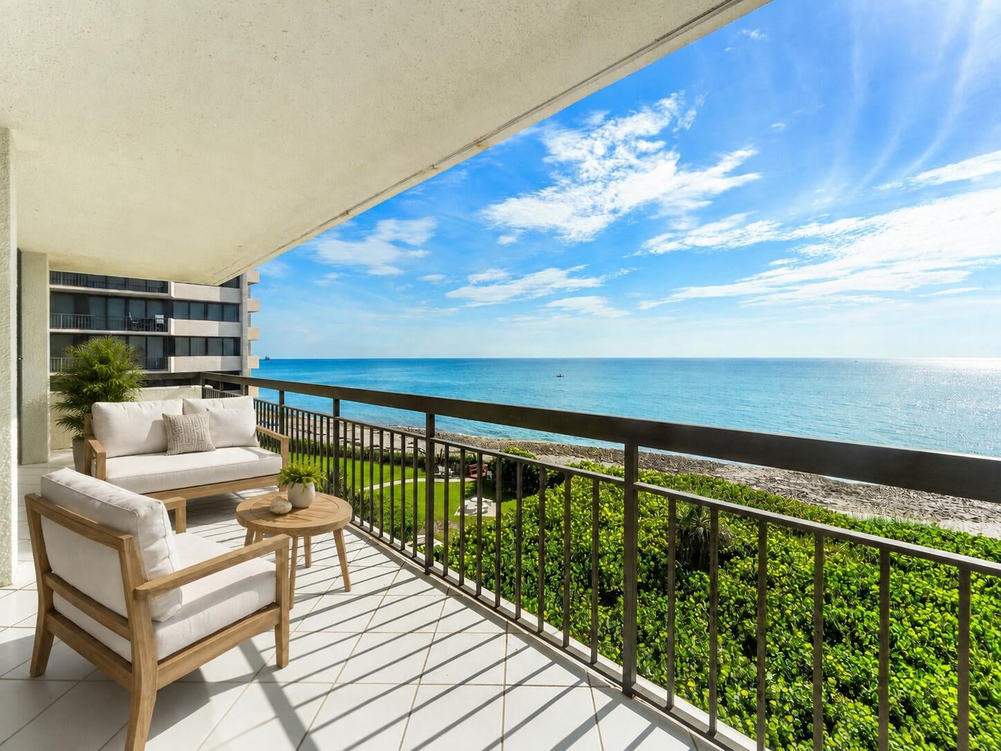 Singer Island Unit 401 photo 8