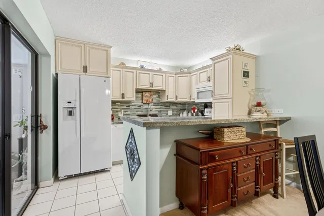 Residence photo 11