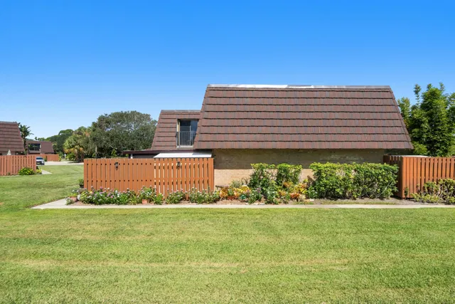 Residence photo 29