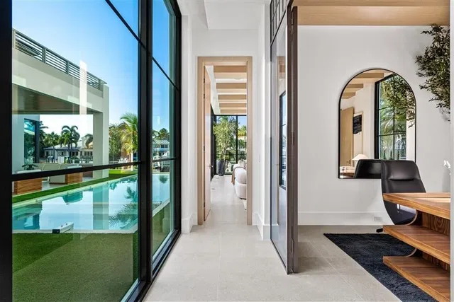 Palm Trail Delray Beach Residence photo 8
