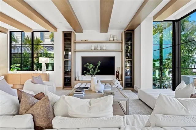Palm Trail Delray Beach Residence photo 24