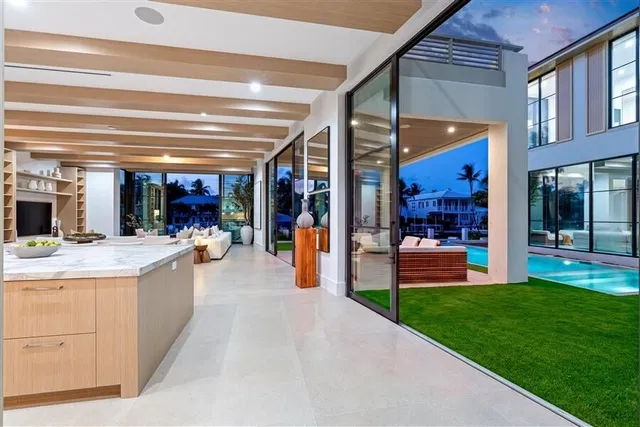 Palm Trail Delray Beach Residence photo 26