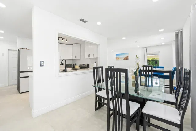  Residence photo 10