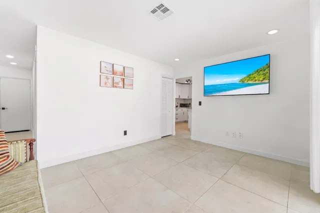  Residence photo 14