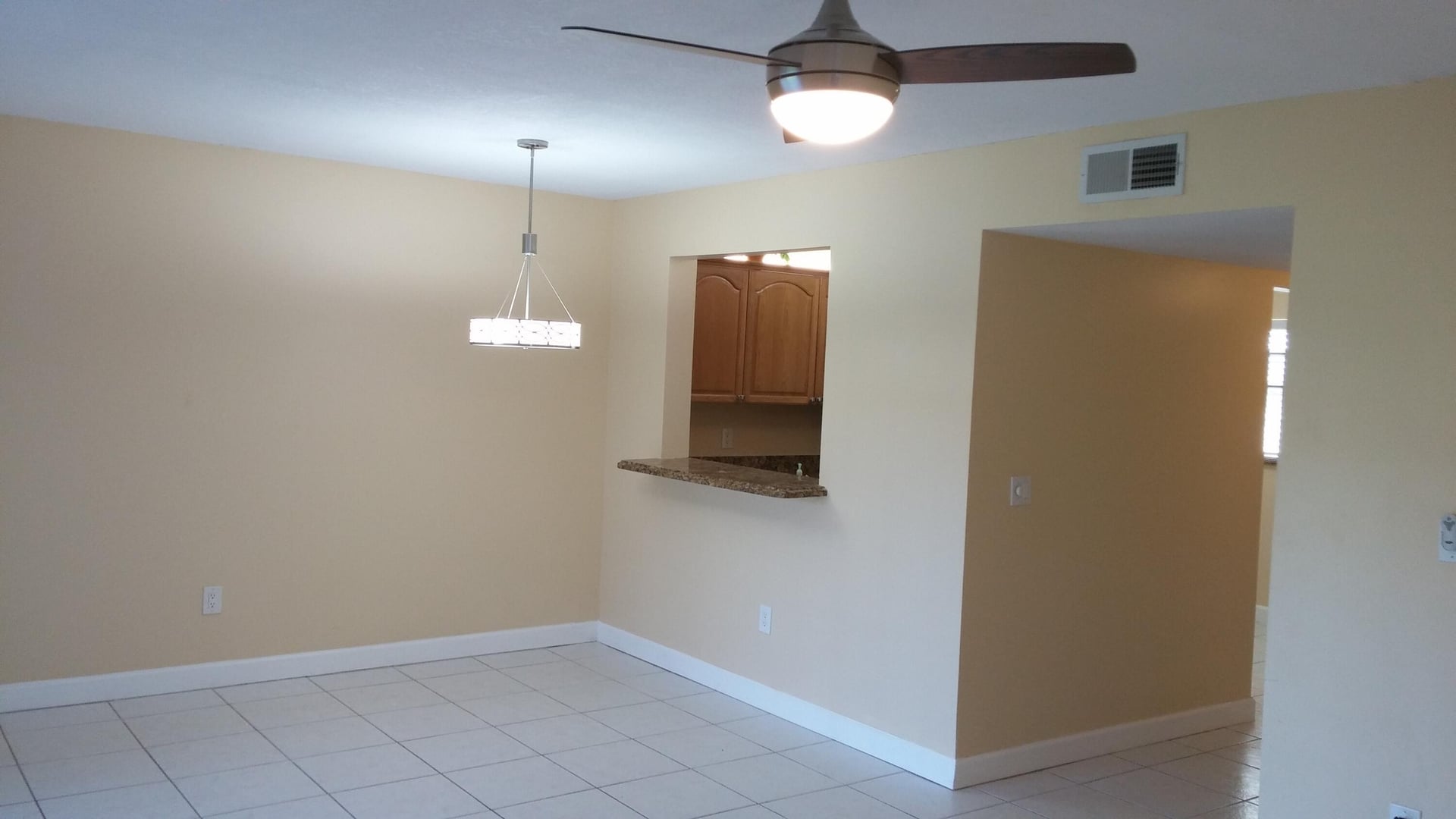 Unit 304 photo 2