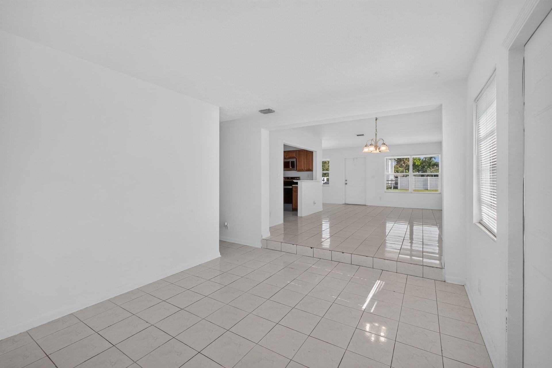  Residence photo 17