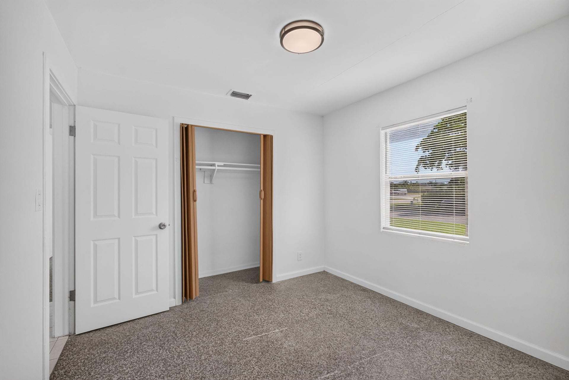  Residence photo 33