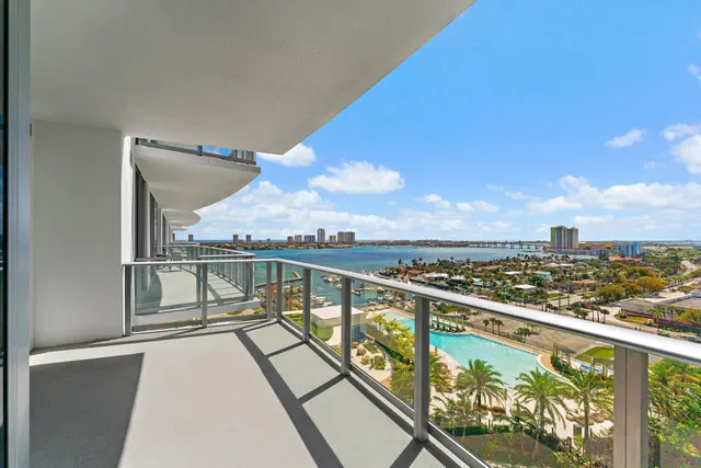 Nautilus 220 Unit 1219, 220 Lake Shore Drive, Lake Park, exterior