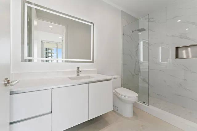 Nautilus 220 Unit 1219 photo 29