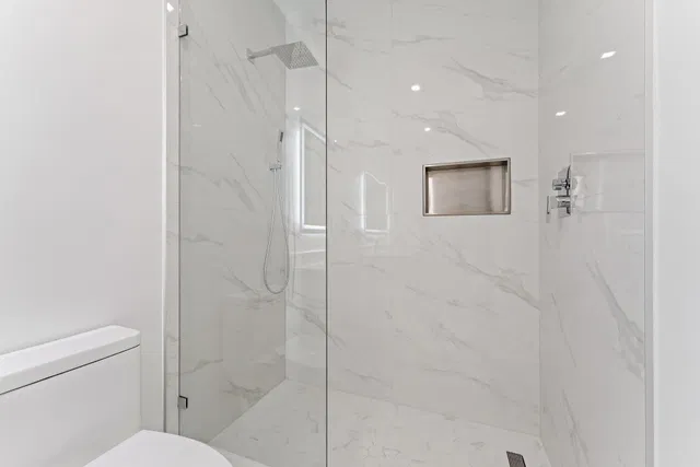Nautilus 220 Unit 1219 photo 30