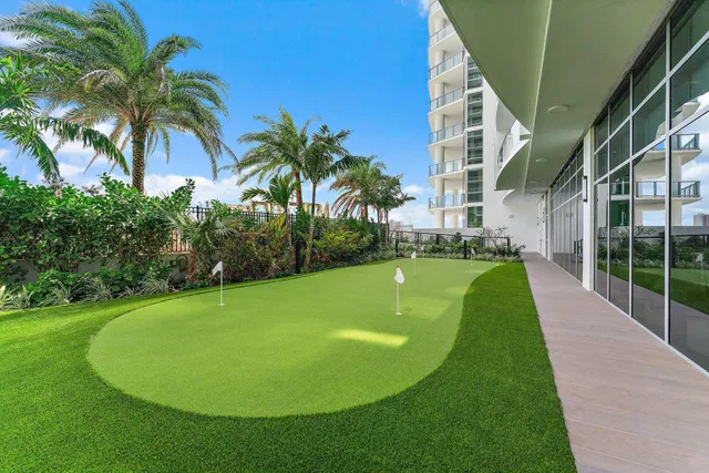 Nautilus 220 Unit 1219 photo 41