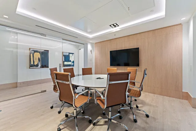 Nautilus 220 Unit 1219 photo 45