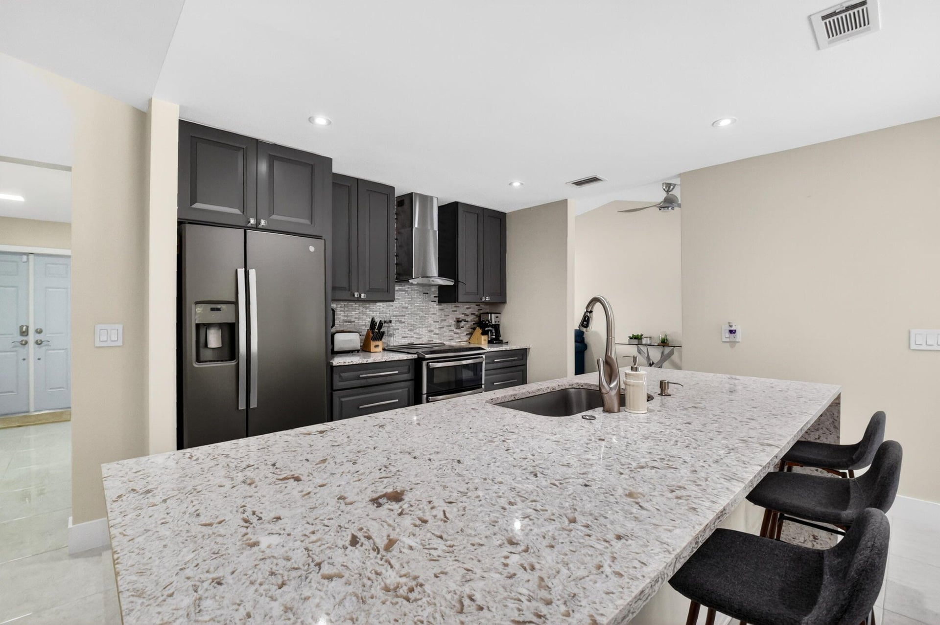 Residence photo 16