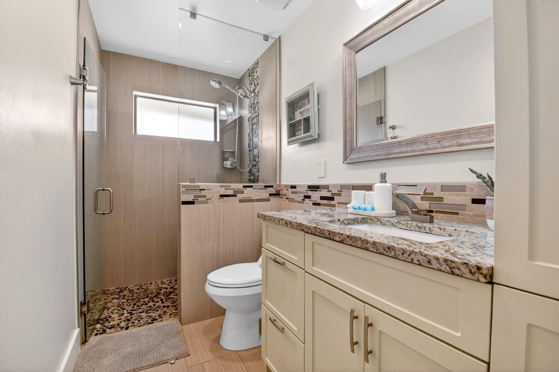 Residence photo 24