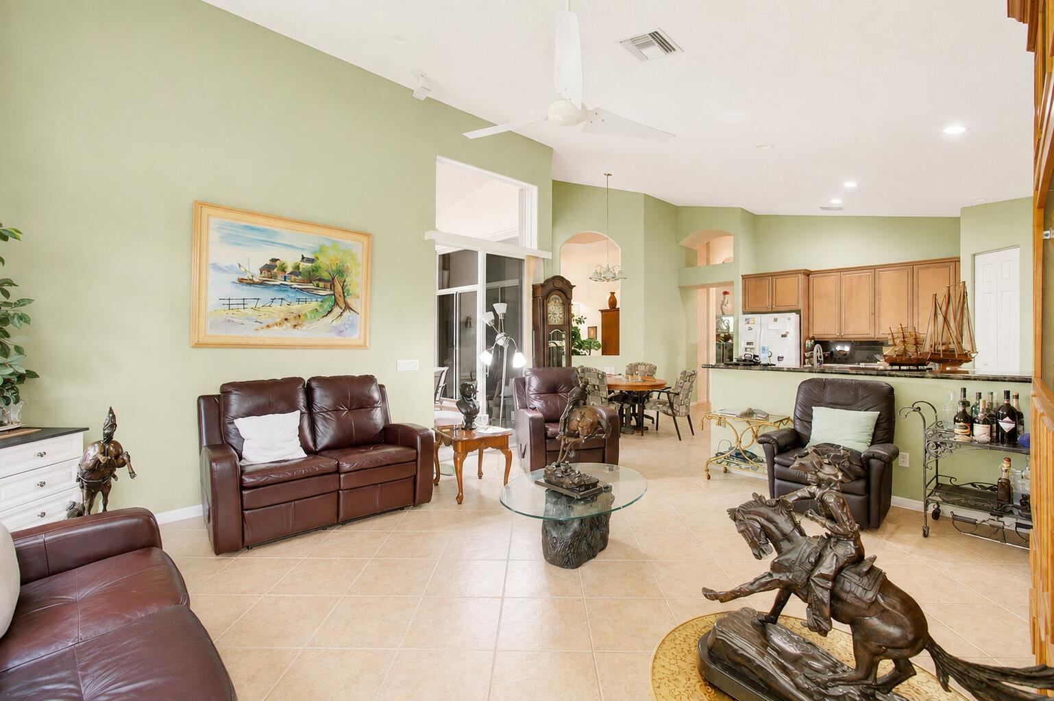 Residence photo 18