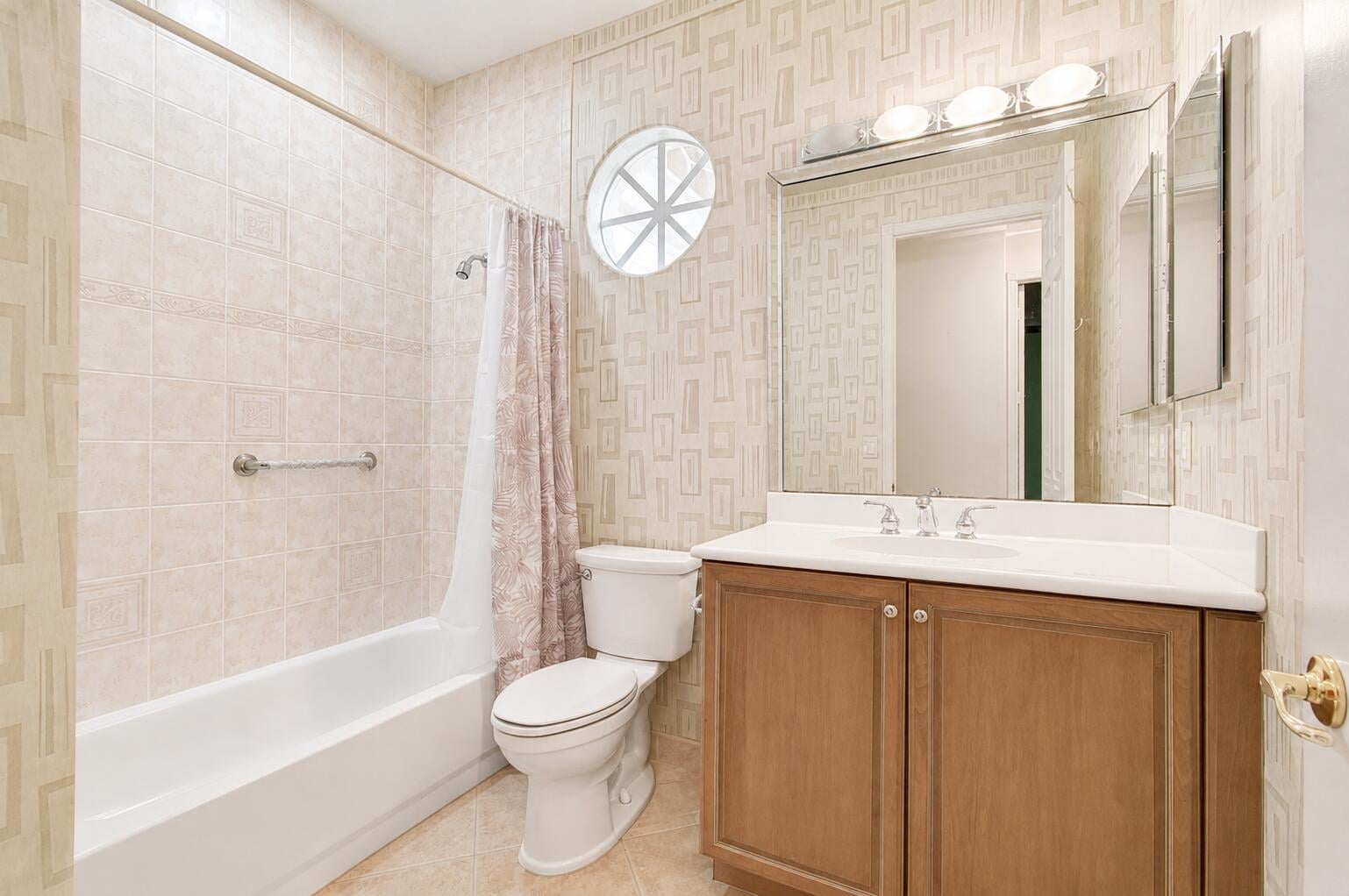Residence photo 25