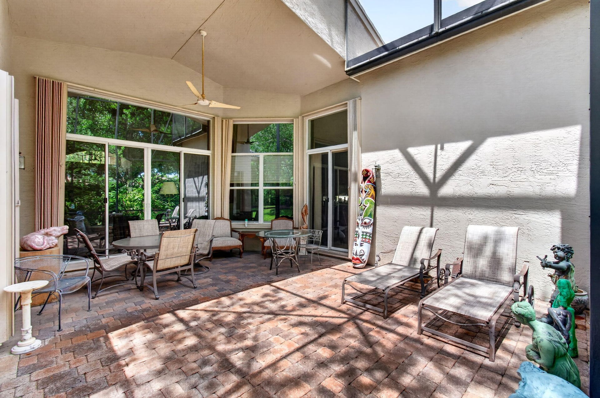 Residence photo 32