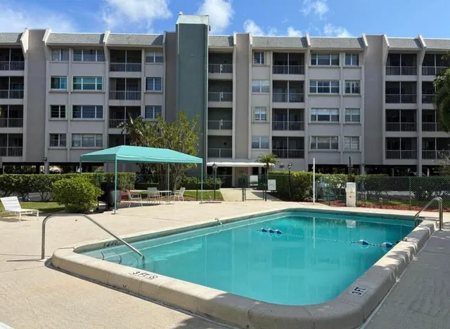  Unit 312 photo 24